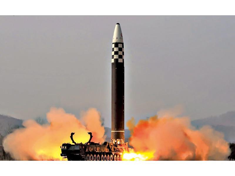 成報 SING PAO DAILY NEWS